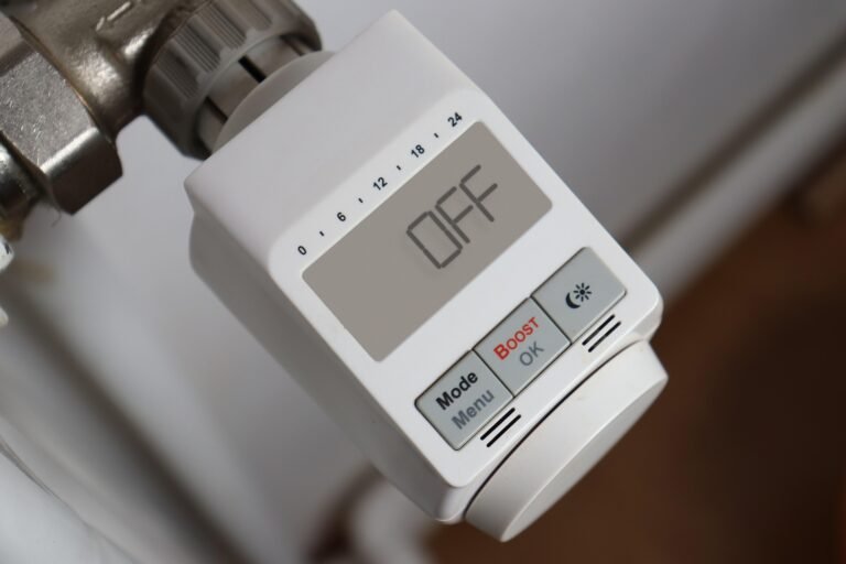 Termostato digital de radiador para climatización eficiente